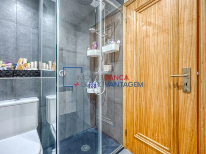 Apartamento T3 para Venda em Cidade da Maia Foto 9