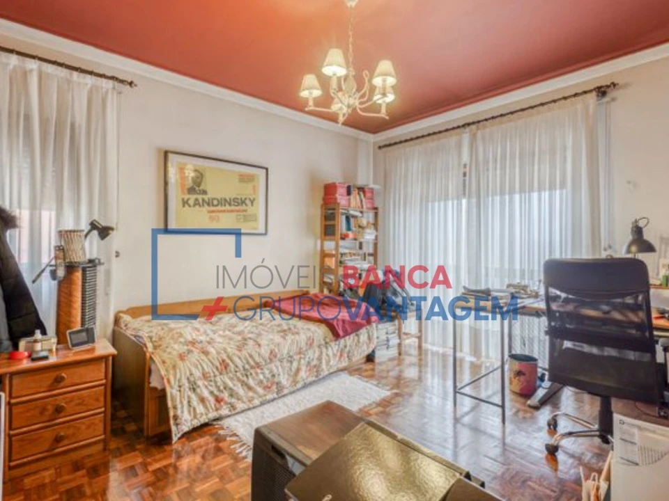 Moradia T4 para Venda em Cidade da Maia Foto 10