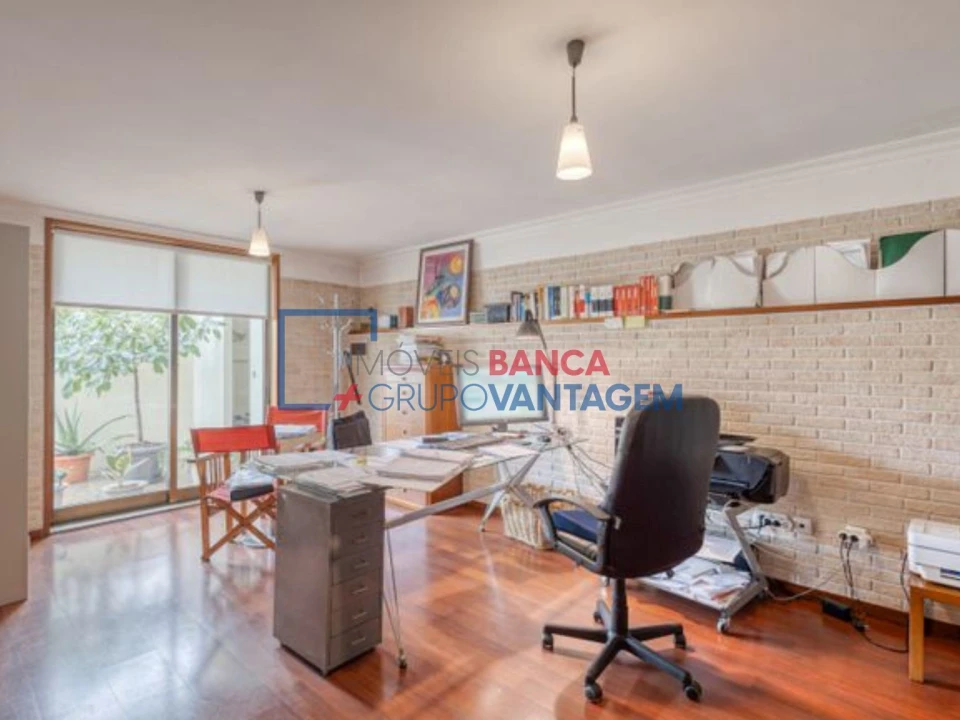 Moradia T4 para Venda em Cidade da Maia Foto 12