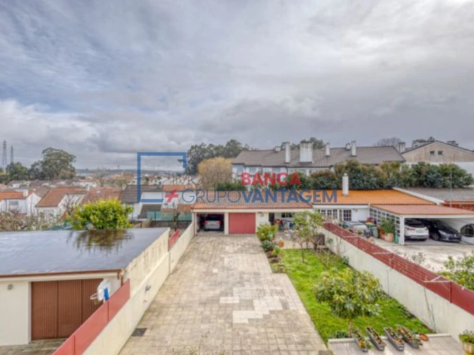 Moradia T4 para Venda em Cidade da Maia Foto 13
