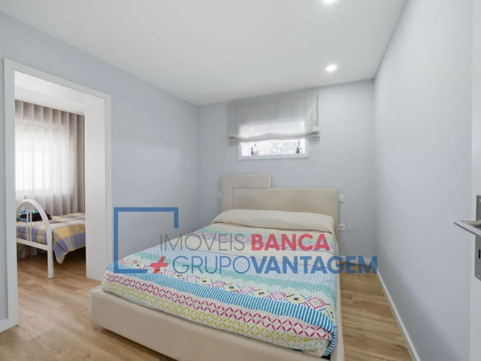Moradia T3 para Venda em Castêlo da Maia Foto 5