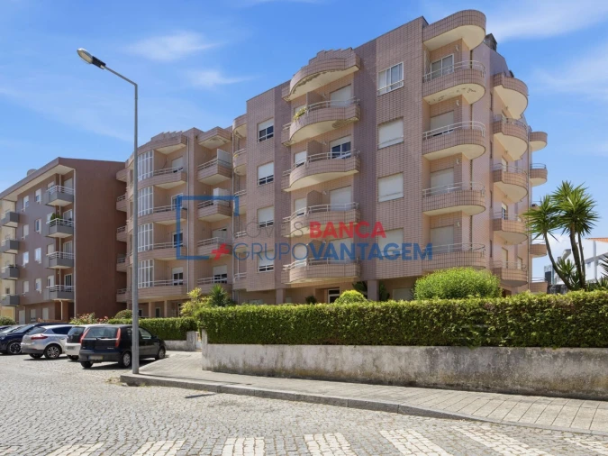 Apartamento T3 para Venda em Cidade da Maia Foto 2