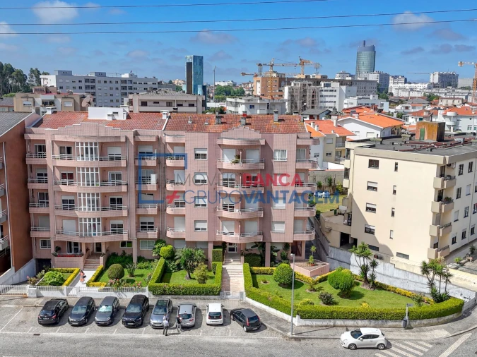 Apartamento T3 para Venda em Cidade da Maia Foto 3