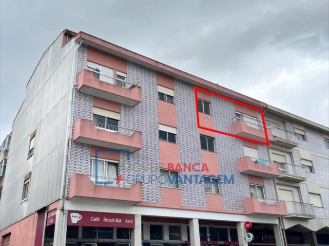 Apartamento T2 para Venda em Rio Tinto Foto 2