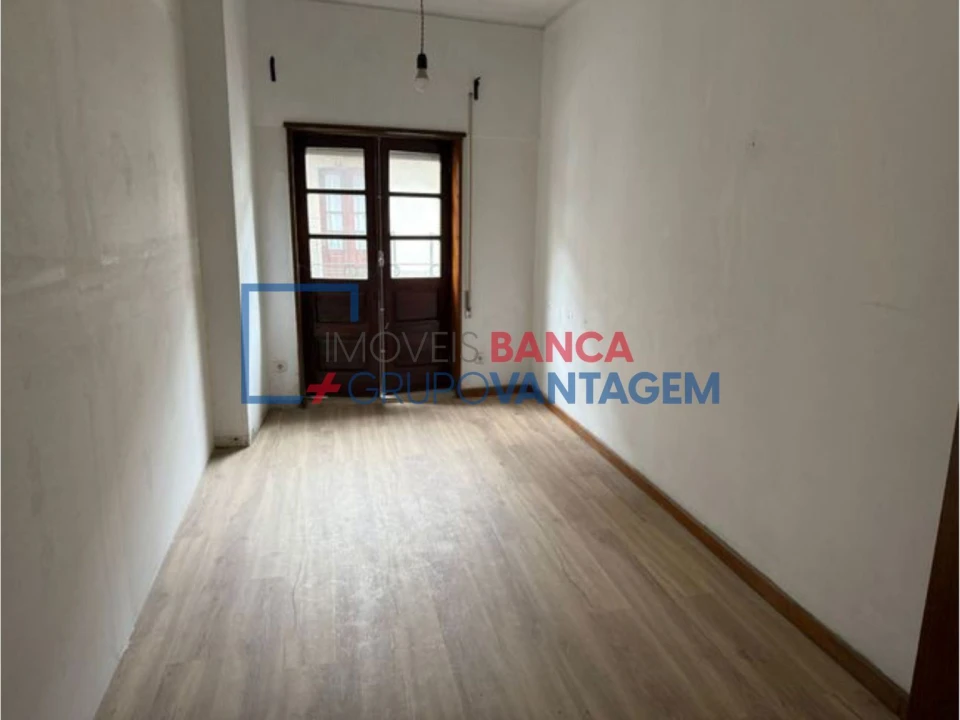 Apartamento T1 para Venda em Cedofeita, Santo Ildefonso, Sé, Miragaia, São Nicolau e Vitória Foto 2