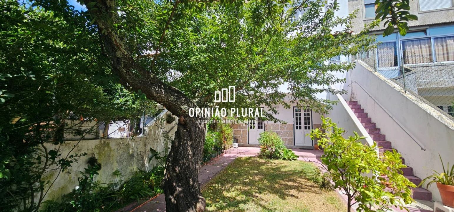 Moradia T5 para Venda em Campanhã Foto 32