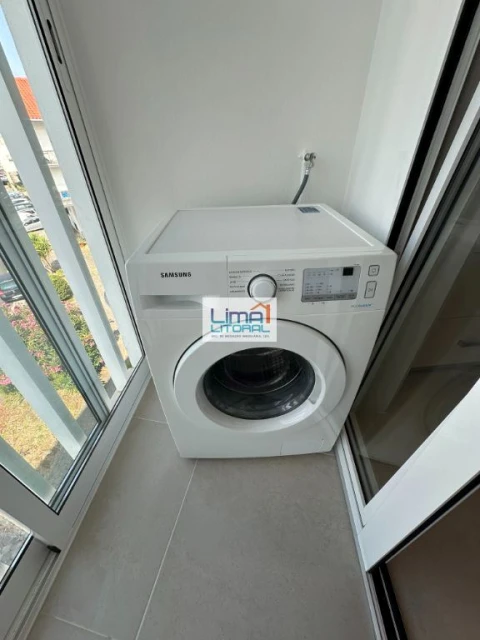 Apartamento T1 para Arrendamento em Parceiros e Azoia