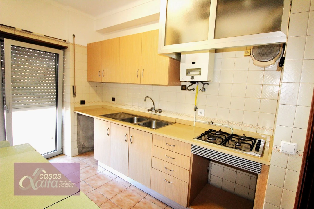 Apartamento T1 para Arrendamento em Leiria, Pousos, Barreira e Cortes Foto 2