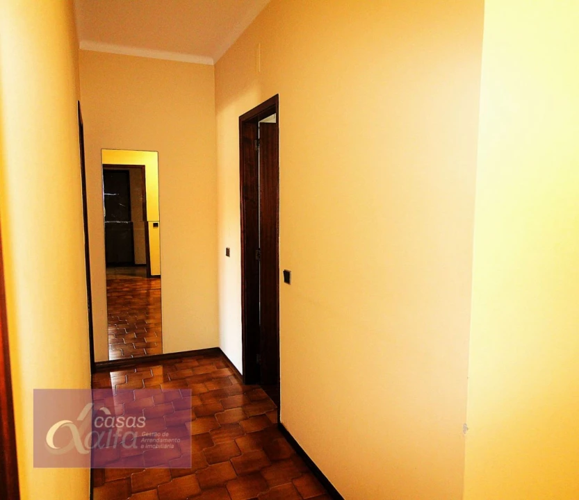 Apartamento T1 para Arrendamento em Leiria, Pousos, Barreira e Cortes Foto 7