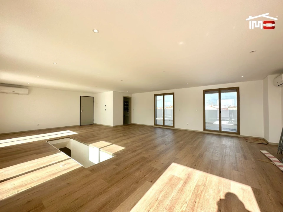 Apartamento T3 para Venda em Montijo e Afonsoeiro Foto 2