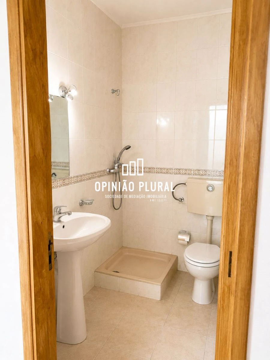 Apartamento T3 para Venda em Canidelo Foto 9