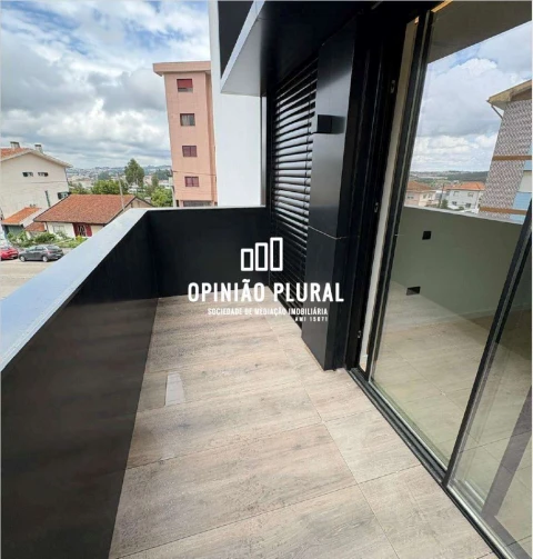 Apartamento T3 para Venda em Gondomar (São Cosme), Valbom e Jovim