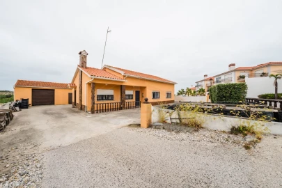 Moradia T3 para Venda em Amoreira