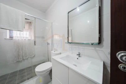 Moradia T3 para Venda em Amoreira
