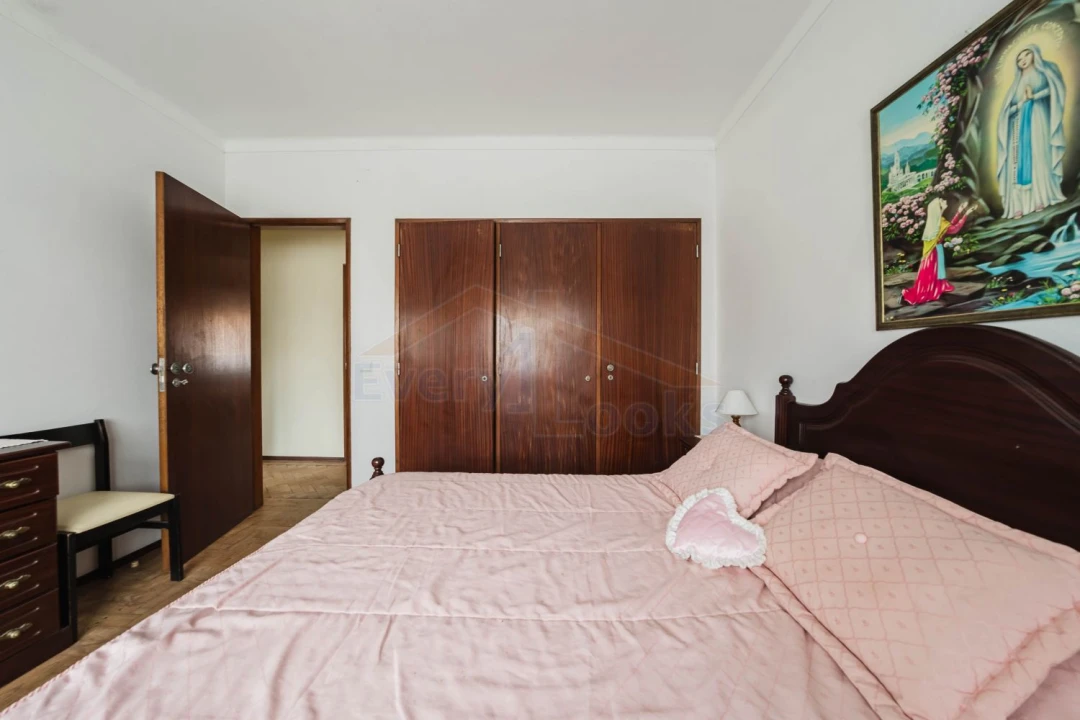 Moradia T3 para Venda em Amoreira Foto 48