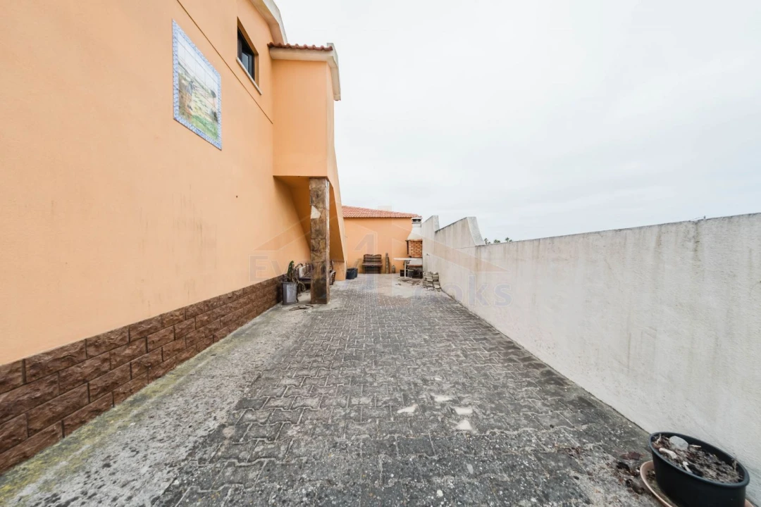Moradia T3 para Venda em Amoreira Foto 18