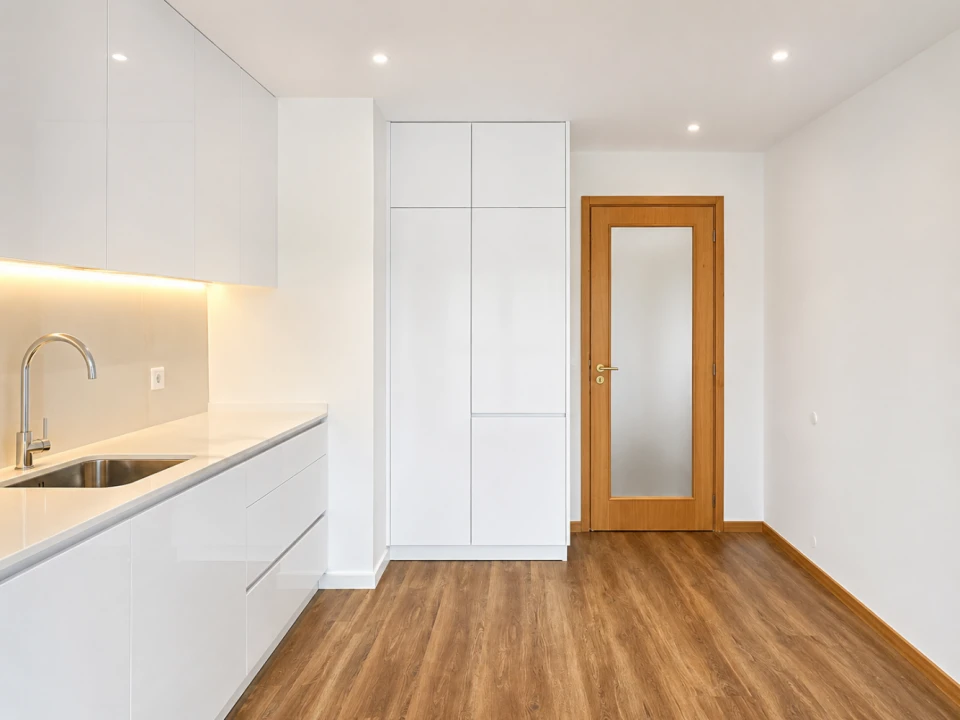 Apartamento T3 para Venda em Grijó e Sermonde Foto 4