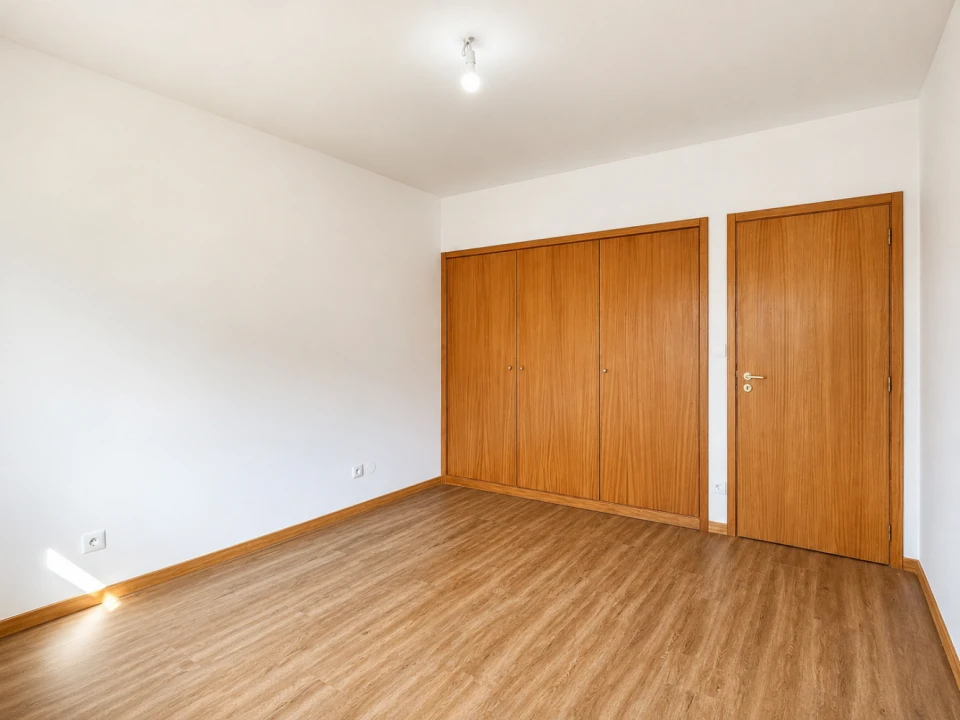 Apartamento T3 para Venda em Grijó e Sermonde Foto 14