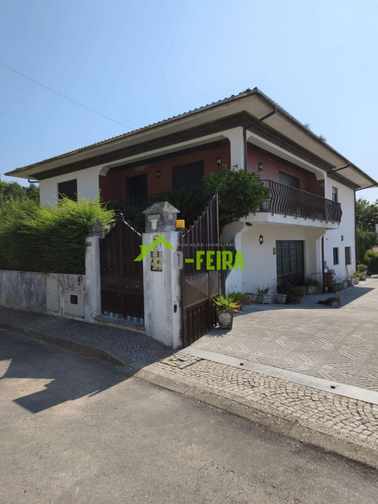 Moradia T3 para Venda em O. Azeméis, Riba-Ul, Ul, Macinhata Seixa, Madail Foto 2