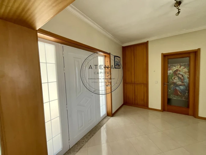 Moradia T3 para Venda em Aguiar de Sousa Foto 22
