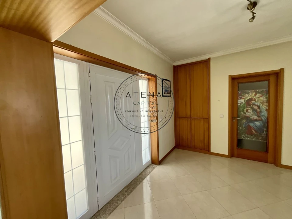 Moradia T3 para Venda em Aguiar de Sousa Foto 22