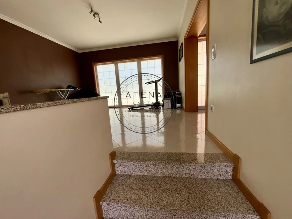 Moradia T3 para Venda em Aguiar de Sousa Foto 23
