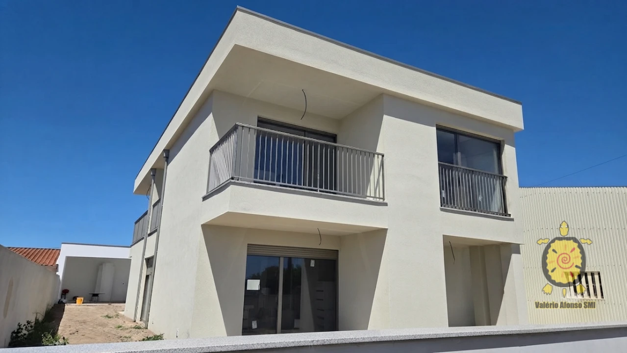 Moradia T4 para Venda em Vagos e Santo António Foto 1