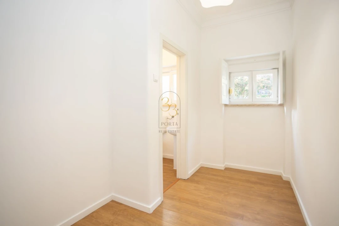 Apartamento T3 para Arrendamento em Areeiro Foto 22
