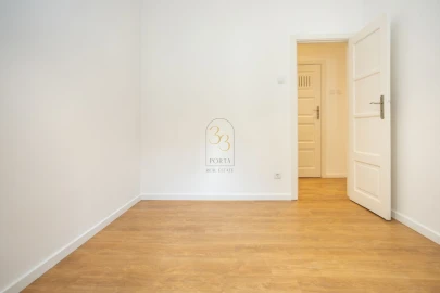 Apartamento T3 para Arrendamento em Areeiro