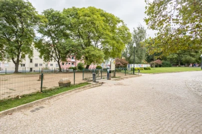 Apartamento T3 para Arrendamento em Areeiro