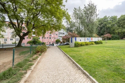 Apartamento T3 para Arrendamento em Areeiro