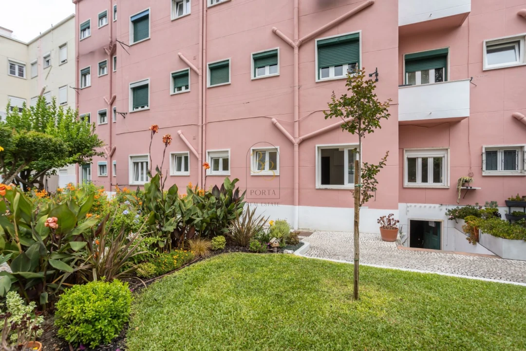 Apartamento T3 para Arrendamento em Areeiro Foto 1