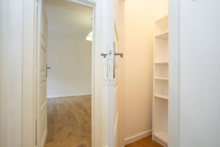 Apartamento T3 para Arrendamento em Areeiro Foto 7