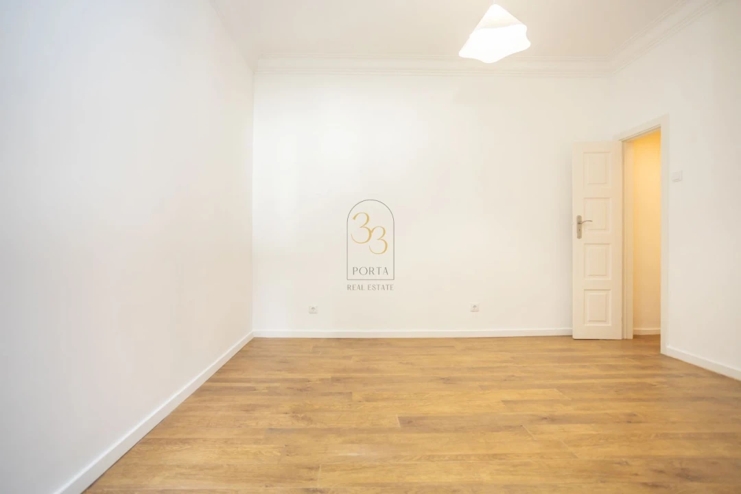 Apartamento T3 para Arrendamento em Areeiro Foto 39