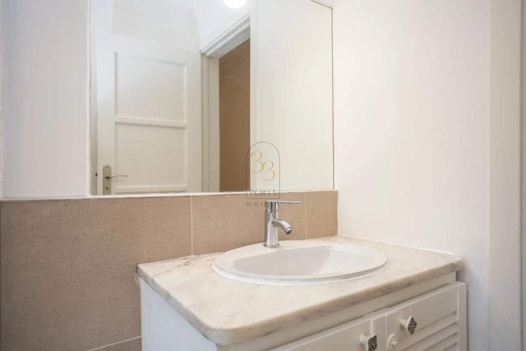 Apartamento T3 para Arrendamento em Areeiro Foto 24