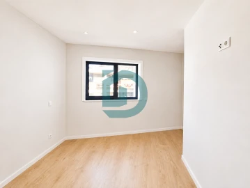 Apartamento T3 para Venda em Póvoa de Varzim, Beiriz e Argivai
