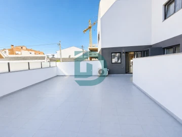 Apartamento T3 para Venda em Póvoa de Varzim, Beiriz e Argivai