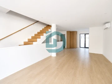 Apartamento T3 para Venda em Póvoa de Varzim, Beiriz e Argivai