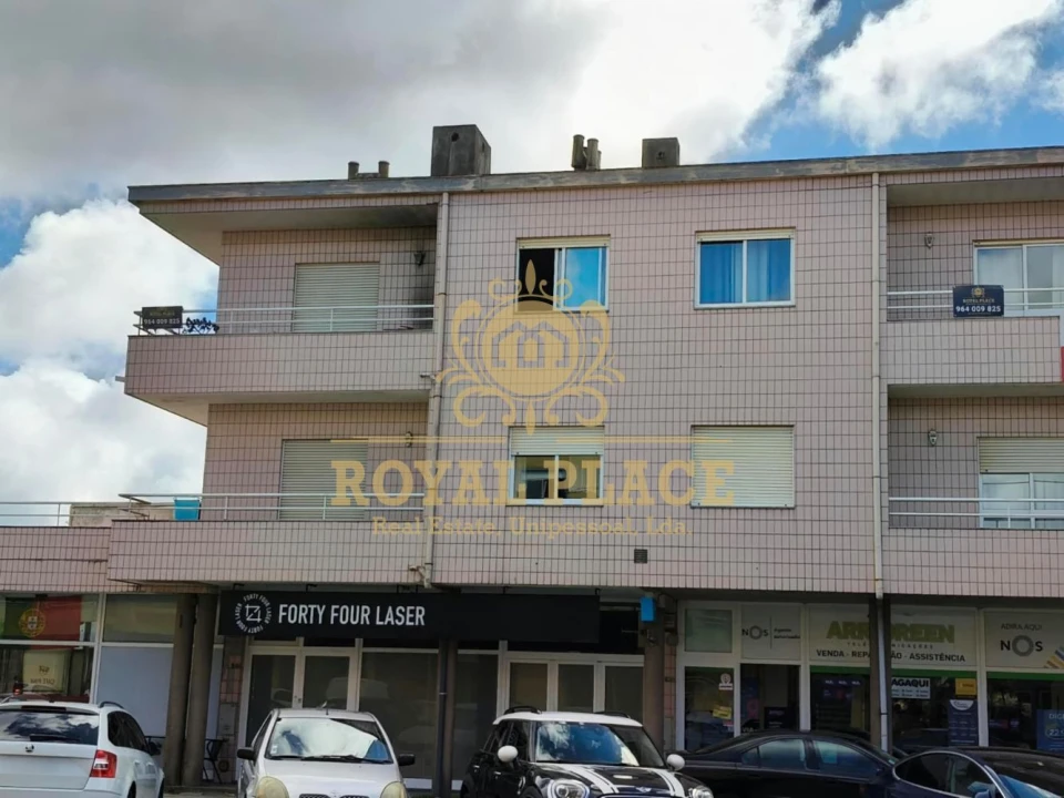 Apartamento T3 para Venda em Arrifana Foto 18