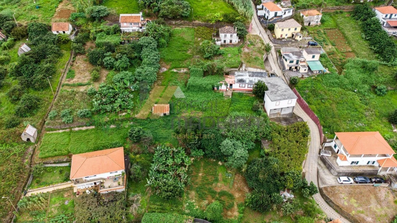 Moradia T2 para Venda em Faial Foto 9