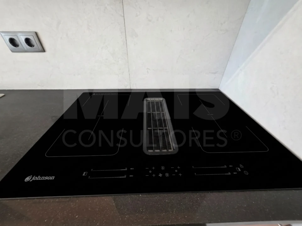 Apartamento T1 para Venda em Agualva e Mira-Sintra Foto 3