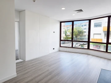 Apartamento T1 para Venda em Agualva e Mira-Sintra