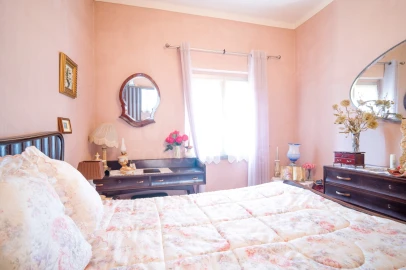 Moradia T5 para Venda em Cadaval e Pêro Moniz
