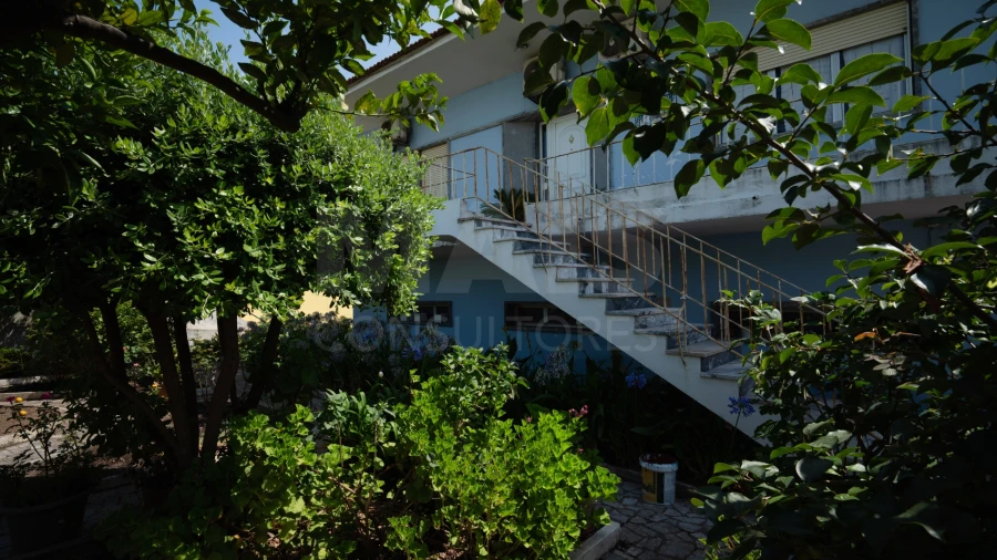 Moradia T5 para Venda em Cadaval e Pêro Moniz