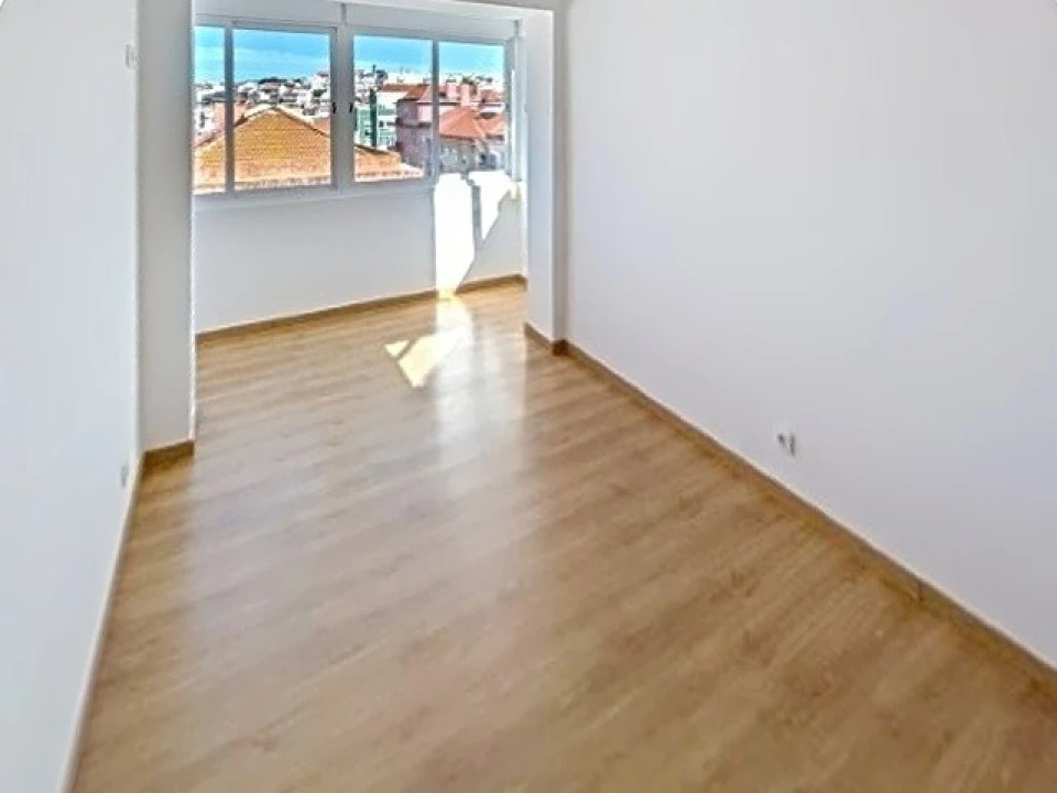 Apartamento T3 para Venda em Águas Livres Foto 4