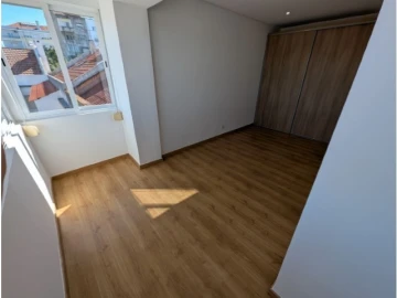 Apartamento T3 para Venda em Águas Livres