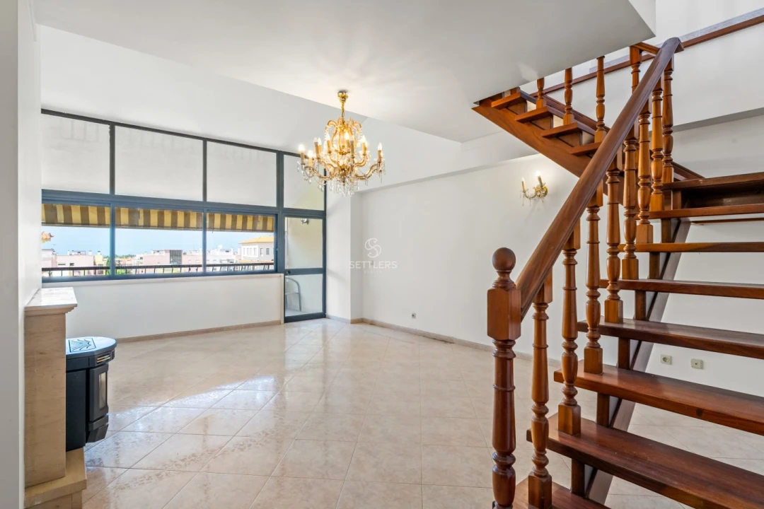 Apartamento T5 para Venda em Cascais e Estoril Foto 3