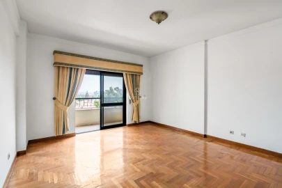 Apartamento T5 para Venda em Cascais e Estoril