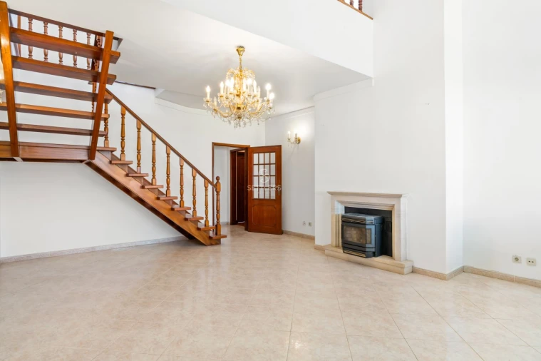 Apartamento T5 para Venda em Cascais e Estoril Foto 2