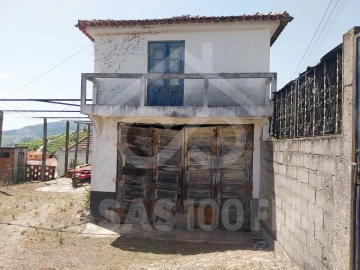 Moradia para Venda em Moura Morta e Vinhós